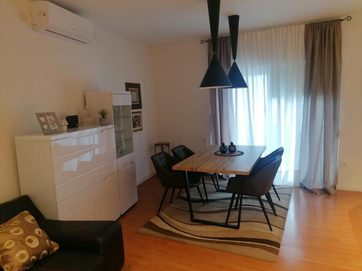 Apartment Pino Zadar Exterior photo